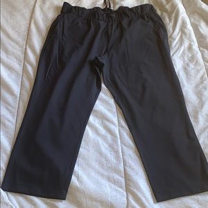 🌺ON SALE 🌺LULULEMON “ ON THE FLY “ 7/8 PANTS